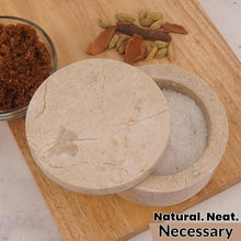 Load image into Gallery viewer, Magnet Candy with Compartment