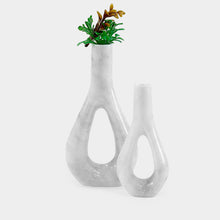 Load image into Gallery viewer, Oval Vase