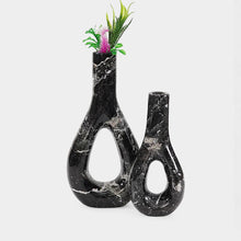 Load image into Gallery viewer, Oval Vase