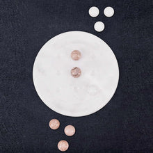 Load image into Gallery viewer, 25cm Tic Tac Toe - White & Marinara