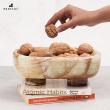 Load image into Gallery viewer, Marble Oval Bowl With Stand