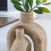 Load image into Gallery viewer, Arm-Lock Vase
