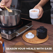 Load image into Gallery viewer, salt and pepper, salt cellar