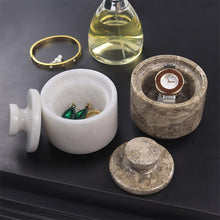 Load image into Gallery viewer, salt and pepper, salt cellar