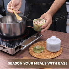 Load image into Gallery viewer, salt and pepper, salt cellar