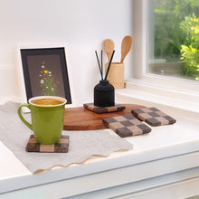 Load image into Gallery viewer, Marble Coasters Set of 4 - Checker Design
